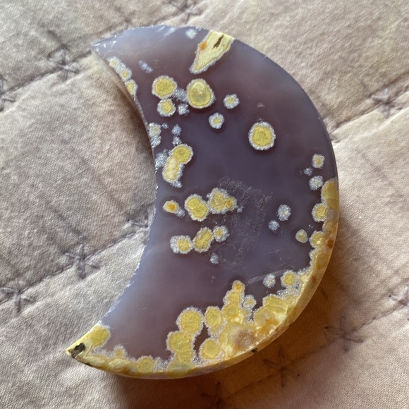 Agate Druzy Moon. GORGEOUS 🔥. Sparkling. Bluish grey tones with bright druzy/wt - Picture 4 of 17